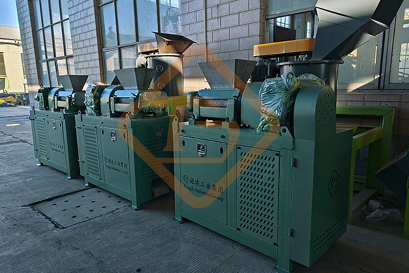 出口智利对辊造粒?.jpg 出口智利对辊造粒?.jpg